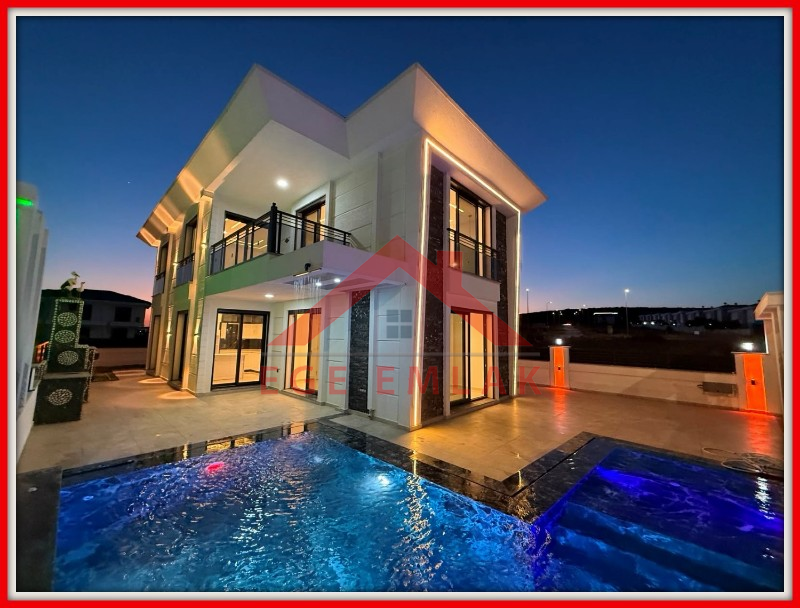 Didim'de Satılık 4+1 Ayrı Mutfaklı Villa