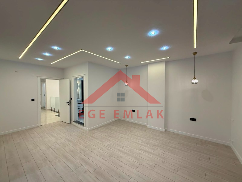 Didim'de Satılık 4+1 Ayrı Mutfaklı Villa