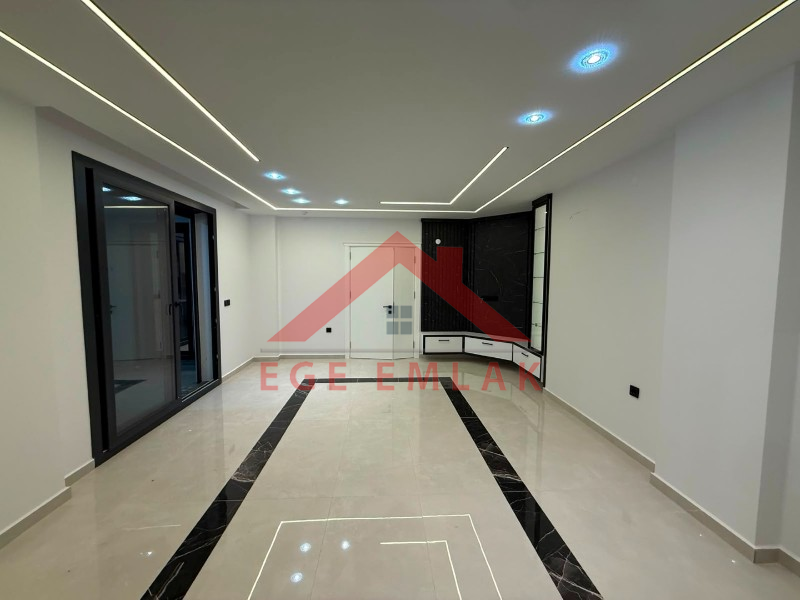 Didim'de Satılık 4+1 Ayrı Mutfaklı Villa