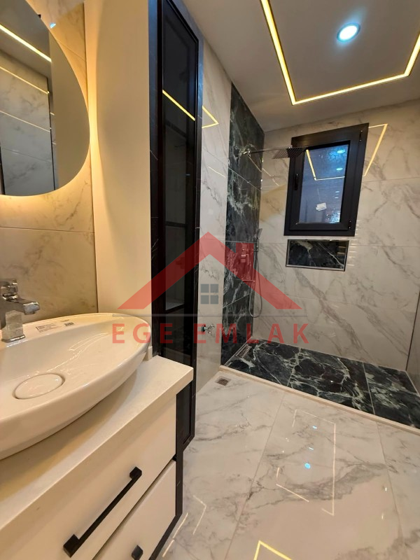 Didim'de Satılık 4+1 Ayrı Mutfaklı Villa