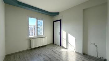 Elmas'tan Akdeniz Mh’de Havuzlu Site İçi Deniz Manzaralı 3+1