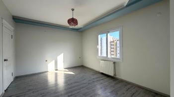 Elmas'tan Akdeniz Mh’de Havuzlu Site İçi Deniz Manzaralı 3+1