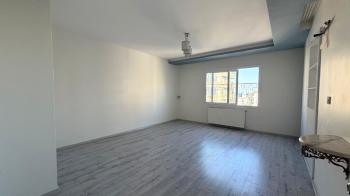 Elmas'tan Akdeniz Mh’de Havuzlu Site İçi Deniz Manzaralı 3+1