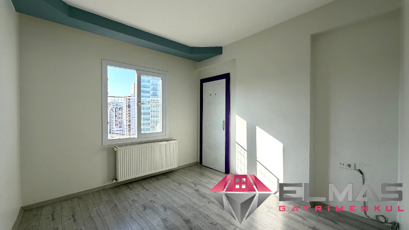 Elmas'tan Akdeniz Mh’de Havuzlu Site İçi Deniz Manzaralı 3+1