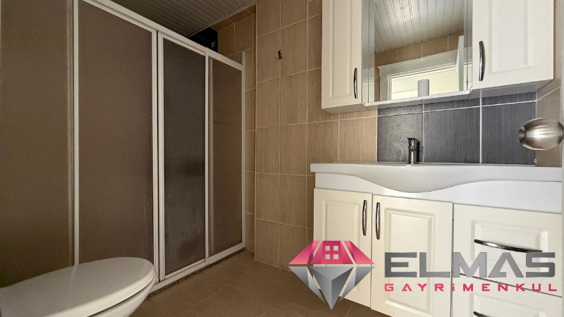 Elmas'tan Akdeniz Mh’de Havuzlu Site İçi Deniz Manzaralı 3+1