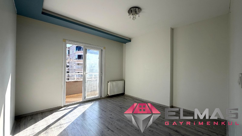 Elmas'tan Akdeniz Mh’de Havuzlu Site İçi Deniz Manzaralı 3+1