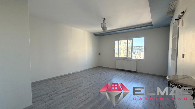 Elmas'tan Akdeniz Mh’de Havuzlu Site İçi Deniz Manzaralı 3+1