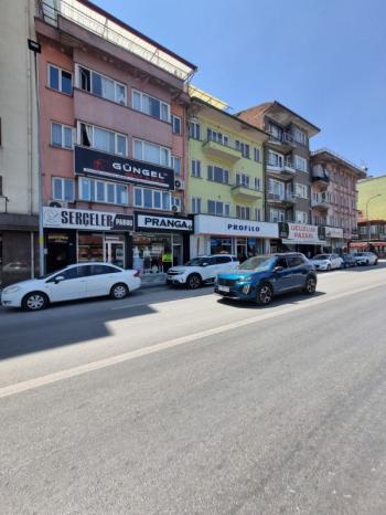 * AFYON ÜÇOK EMLAKTAN KURTULUŞ CADDESİ 200M² KADIN BUTİK GİYİM MAĞAZASI DEVREN KİRALIK DÜKKAN *