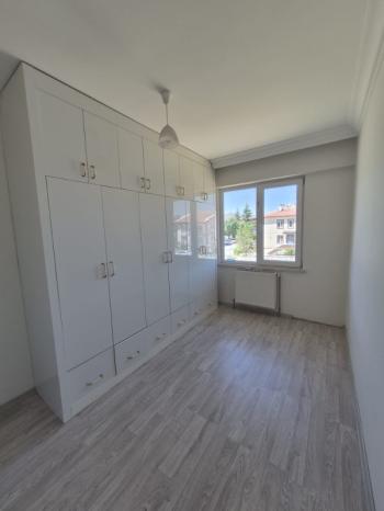 AFYON ÜÇOK EMLAKTAN FATİH MAH 3+1 117M² SIFIR AYARINDA EBEVEYN BANYOLU SATILIK DAİRE 