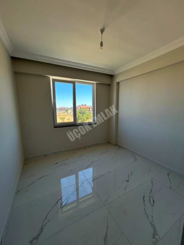 * AFYON ÜÇOK EMLAKTAN MAREŞAL FEVZİ ÇAKMAK MAH 2+1 78M² SIFIR LÜKS SATILIK DAİRE *