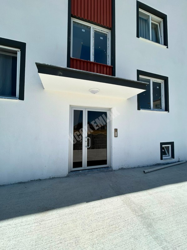 * AFYON ÜÇOK EMLAKTAN MAREŞAL FEVZİ ÇAKMAK MAH 2+1 78M² SIFIR LÜKS SATILIK DAİRE *