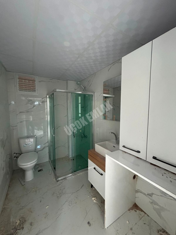 * AFYON ÜÇOK EMLAKTAN MAREŞAL FEVZİ ÇAKMAK MAH 2+1 78M² SIFIR LÜKS SATILIK DAİRE *