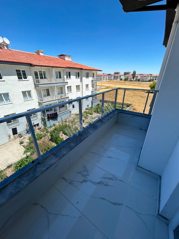 * AFYON ÜÇOK EMLAKTAN MAREŞAL FEVZİ ÇAKMAK MAH 2+1 78M² SIFIR LÜKS SATILIK DAİRE *