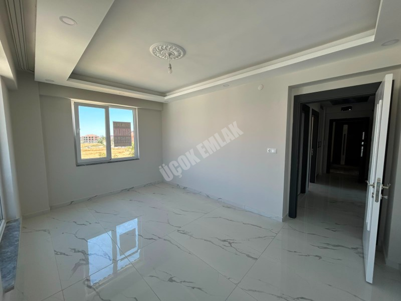 * AFYON ÜÇOK EMLAKTAN MAREŞAL FEVZİ ÇAKMAK MAH 2+1 78M² SIFIR LÜKS SATILIK DAİRE *