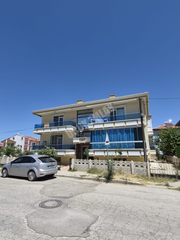 AFYON ÜÇOK EMLAKTAN FATİH MAH 3+1 117M² SIFIR AYARINDA EBEVEYN BANYOLU SATILIK DAİRE 