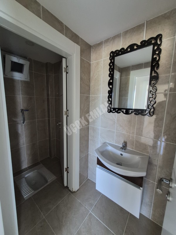 AFYON ÜÇOK EMLAKTAN FATİH MAH 3+1 117M² SIFIR AYARINDA EBEVEYN BANYOLU SATILIK DAİRE 