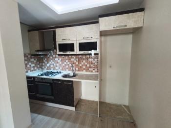 Antre Emlak'tan Kiralık Bahçelievler'de Bozyaka Hastanenei Yanı Doğalgazl ı 2+1Açık Mutfak Salon Yüksek Giriş Yeni Daire