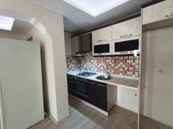 Antre Emlak'tan Kiralık Bahçelievler'de Bozyaka Hastanenei Yanı Doğalgazl ı 2+1Açık Mutfak Salon Yüksek Giriş Yeni Daire