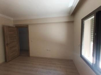 Antre Emlak'tan Kiralık Bahçelievler'de Bozyaka Hastanenei Yanı Doğalgazl ı 2+1Açık Mutfak Salon Yüksek Giriş Yeni Daire