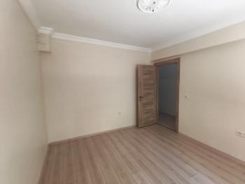 Antre Emlak'tan Kiralık Bahçelievler'de Bozyaka Hastanenei Yanı Doğalgazl ı 2+1Açık Mutfak Salon Yüksek Giriş Yeni Daire