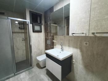 Antre Emlak'tan Kiralık Bahçelievler'de Bozyaka Hastanenei Yanı Doğalgazl ı 2+1Açık Mutfak Salon Yüksek Giriş Yeni Daire