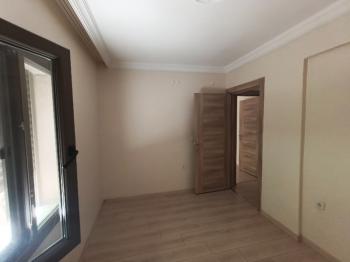 Antre Emlak'tan Kiralık Bahçelievler'de Bozyaka Hastanenei Yanı Doğalgazl ı 2+1Açık Mutfak Salon Yüksek Giriş Yeni Daire