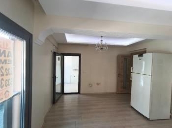 Antre Emlak'tan Kiralık Bahçelievler'de Bozyaka Hastanenei Yanı Doğalgazl ı 2+1Açık Mutfak Salon Yüksek Giriş Yeni Daire