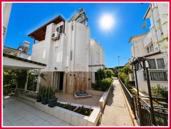 Didim Fevzipaşa Bal Petek Sitesi’nde Denize 90 Metre 4+1 Tripleks İkiz Yazlık
