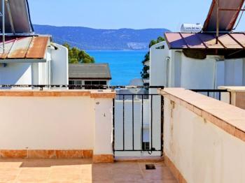 Didim Fevzipaşa Bal Petek Sitesi’nde Denize 90 Metre 4+1 Tripleks İkiz Yazlık