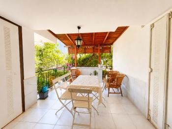 Didim Fevzipaşa Bal Petek Sitesi’nde Denize 90 Metre 4+1 Tripleks İkiz Yazlık
