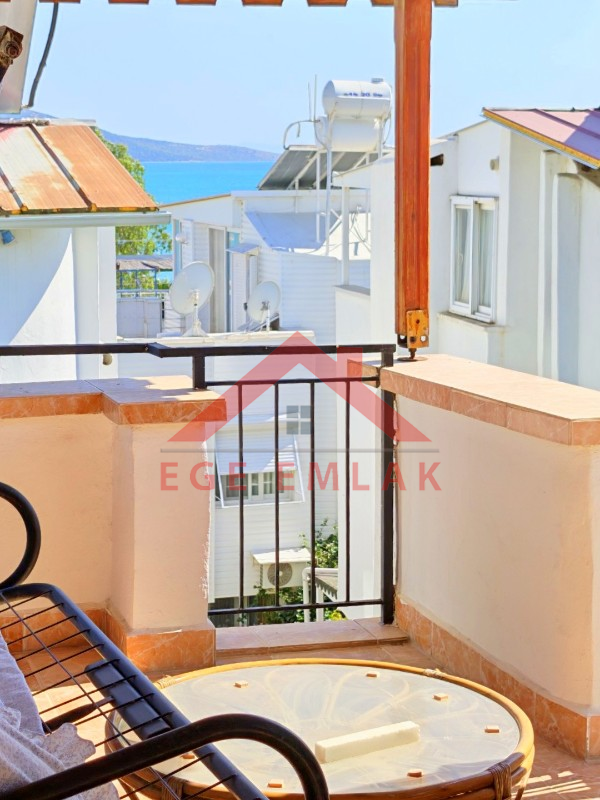Didim Fevzipaşa Bal Petek Sitesi’nde Denize 90 Metre 4+1 Tripleks İkiz Yazlık
