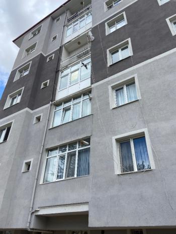 GÜVENAY -  ÇORUM MİMARSİNAN CEMİLBEY CADDESİ ÜZERİ KİRALIK DAİRE