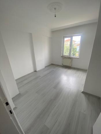 GÜVENAY -  ÇORUM MİMARSİNAN CEMİLBEY CADDESİ ÜZERİ KİRALIK DAİRE