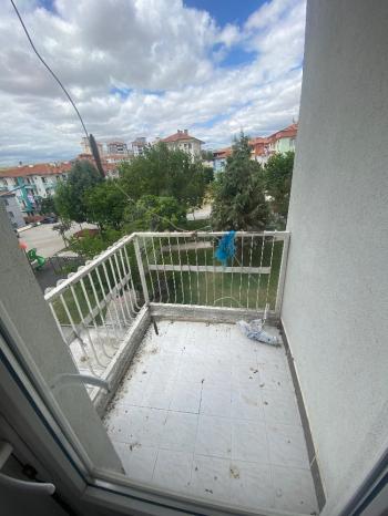 GÜVENAY -  ÇORUM MİMARSİNAN CEMİLBEY CADDESİ ÜZERİ KİRALIK DAİRE