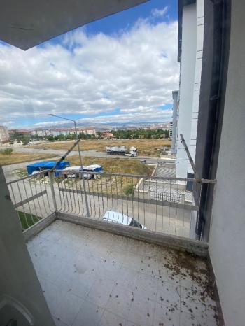 GÜVENAY -  ÇORUM MİMARSİNAN CEMİLBEY CADDESİ ÜZERİ KİRALIK DAİRE