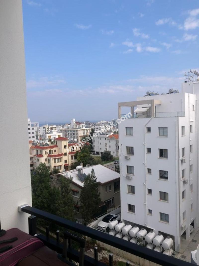 GİRNE MERKEZ'DE SATILIK DAİRE