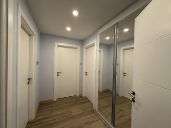 KKTC GİRNE MERKEZDE AKACAN ELEGANCE SİTESİNDE DENİZ HAVUZ VE DAĞ MANZARALI KOMPLE EŞYALI SATILIK 3+1 DAİRE