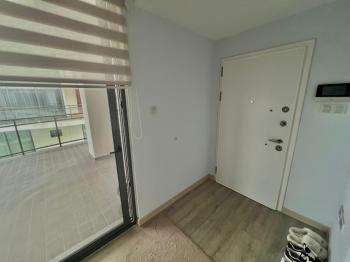 KKTC GİRNE MERKEZDE AKACAN ELEGANCE SİTESİNDE DENİZ HAVUZ VE DAĞ MANZARALI KOMPLE EŞYALI SATILIK 3+1 DAİRE