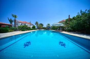 Girne Karaoğlanoğlu Bölgesinde Satılık İkiz Villa