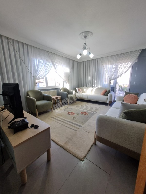 * AFYON ÜÇOK EMLAKTAN ESENTEPE MAH 2+1 90M² TEMİZ BAKIMLI SATILIK DAİRE *