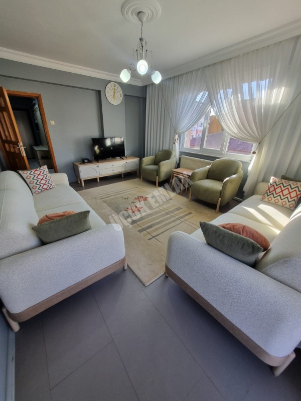 * AFYON ÜÇOK EMLAKTAN ESENTEPE MAH 2+1 90M² TEMİZ BAKIMLI SATILIK DAİRE *