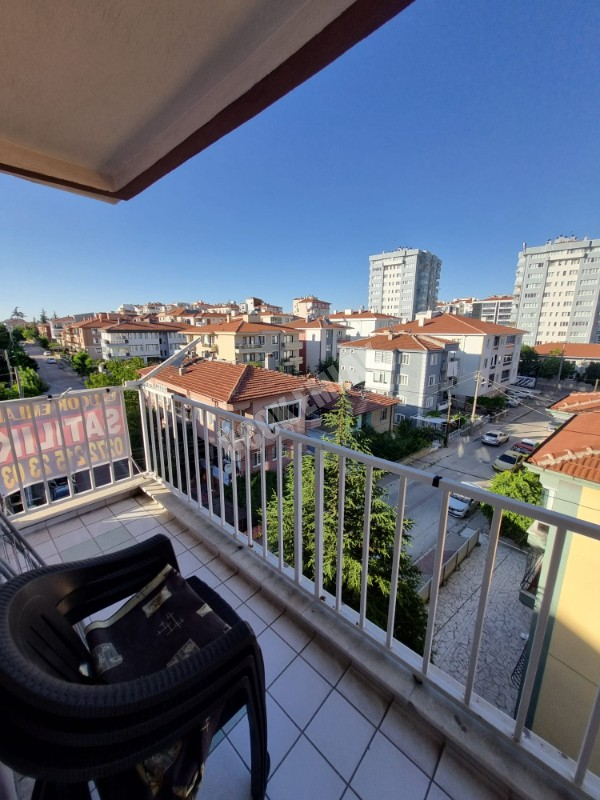 * AFYON ÜÇOK EMLAKTAN ESENTEPE MAH 2+1 90M² TEMİZ BAKIMLI SATILIK DAİRE *