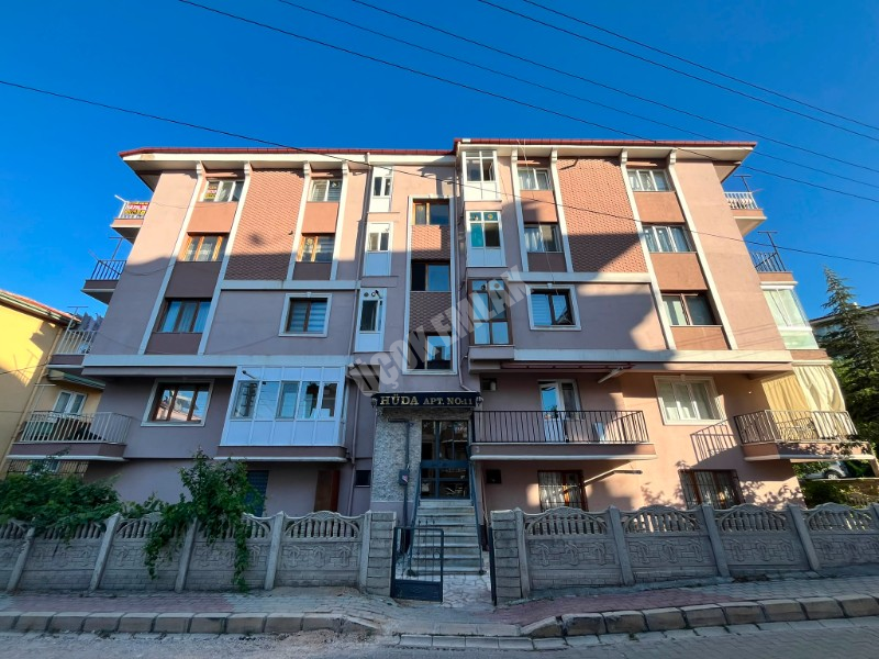 * AFYON ÜÇOK EMLAKTAN ESENTEPE MAH 2+1 90M² TEMİZ BAKIMLI SATILIK DAİRE *