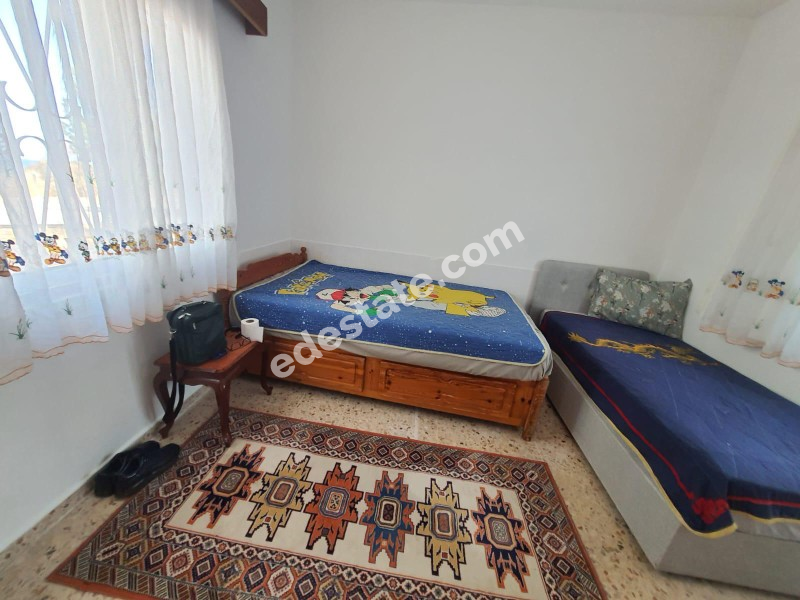 Girne Karşıyaka 'da 548 m2 Alan İçerisinde Bulunan 2+1 SATILIK MÜSTAKİL EV