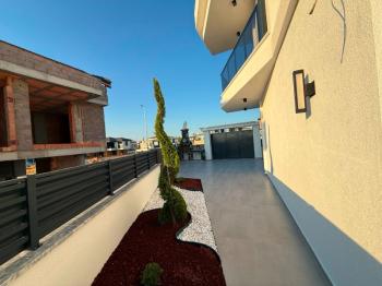Didim'de 3+1 Havuzlu Otoparklı Teraslı Villa