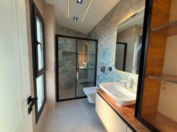 Didim'de 3+1 Havuzlu Otoparklı Teraslı Villa