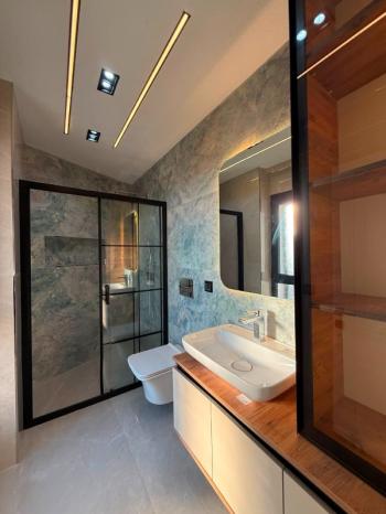 Didim'de 3+1 Havuzlu Otoparklı Teraslı Villa