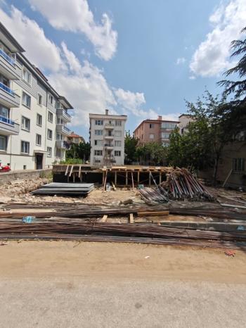 * AFYON ÜÇOK EMLAKTAN GÜVENEVLER MAH 2+1 80M² SATILIK DAİRELER *