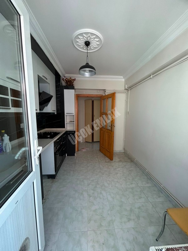* AFYON ÜÇOK EMLAKTAN HARBİŞ KOCATEPE MAH 3+1 115M² TEMİZ BAKIMLI KİRALIK DAİRE *