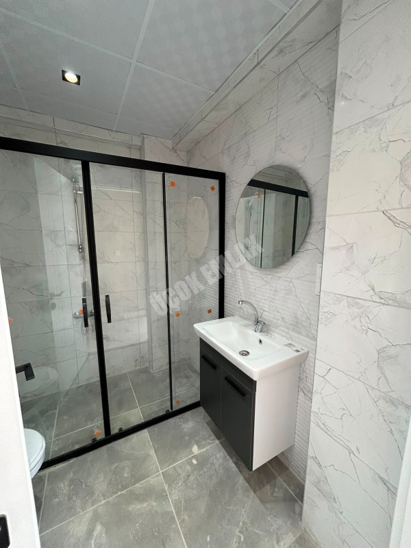 AFYON ÜÇOK EMLAKTAN KANLICA MAH SATILIK SIFIR 3+1 LÜX 1 KAT DAİRE